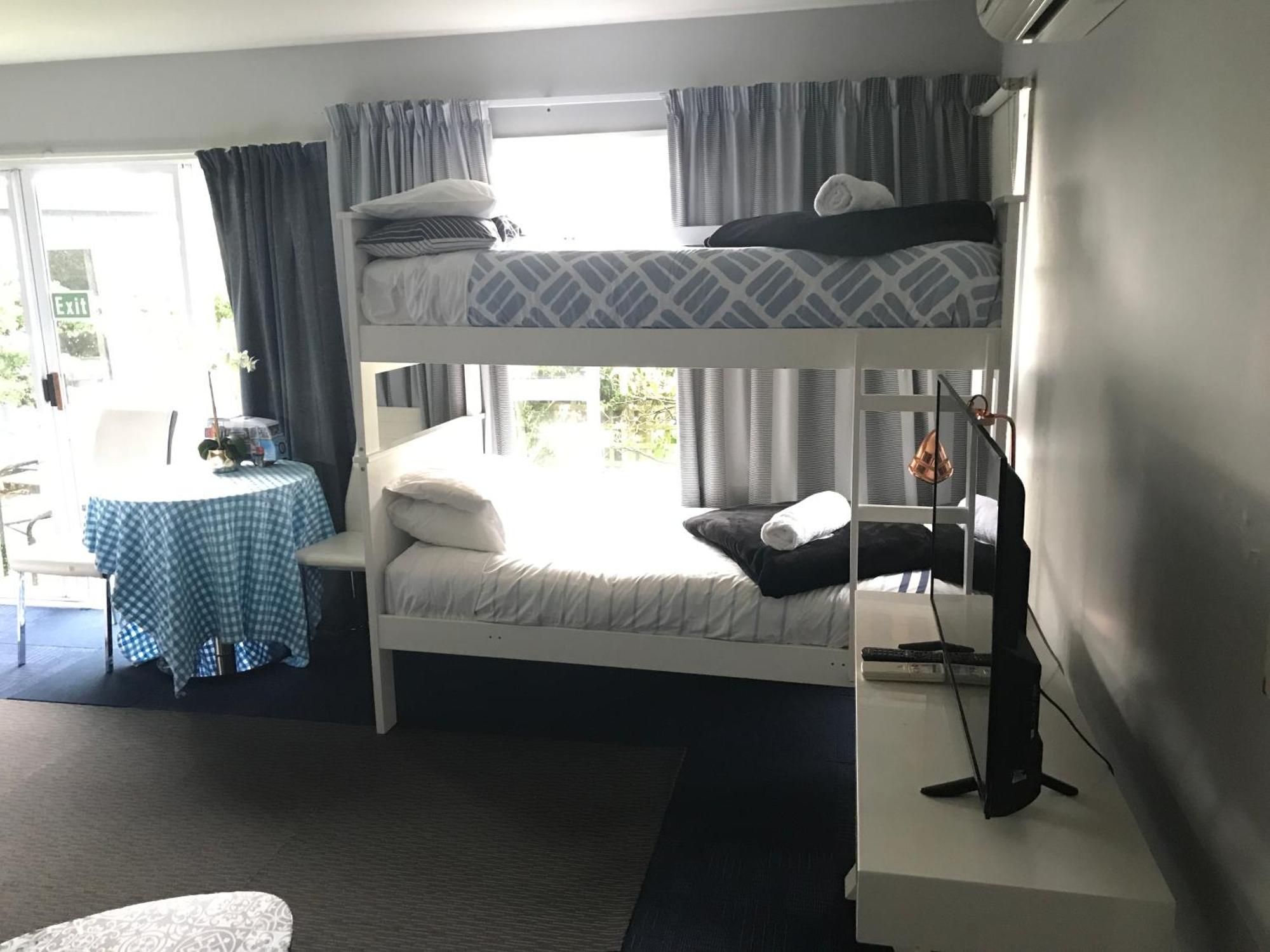 Sandy Feet Accommodation Christchurch Exterior foto