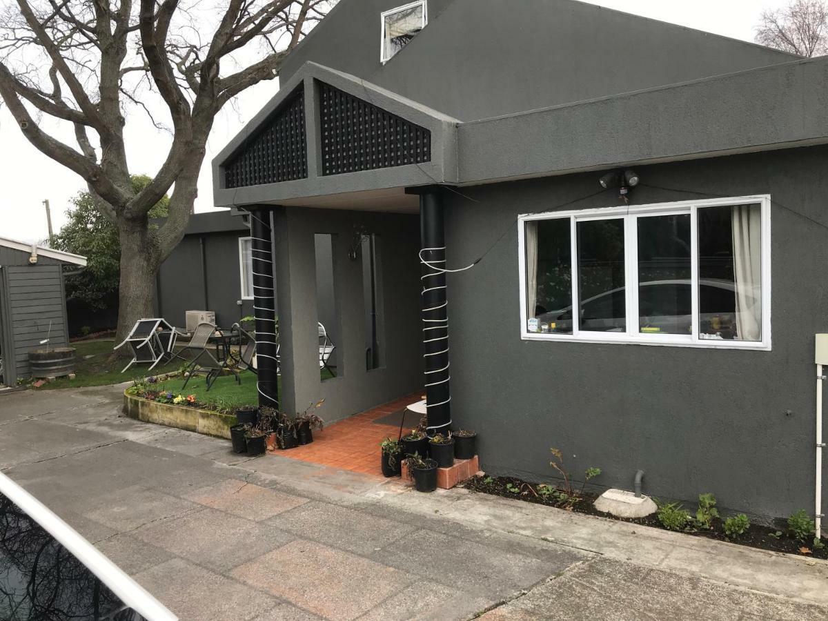 Sandy Feet Accommodation Christchurch Exterior foto