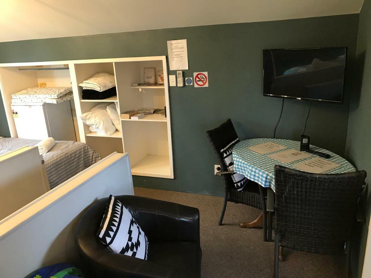 Sandy Feet Accommodation Christchurch Exterior foto